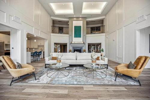 Landing at Lofts at Weston Lakeside - 1 Bedroom in Cary in Cary, USA