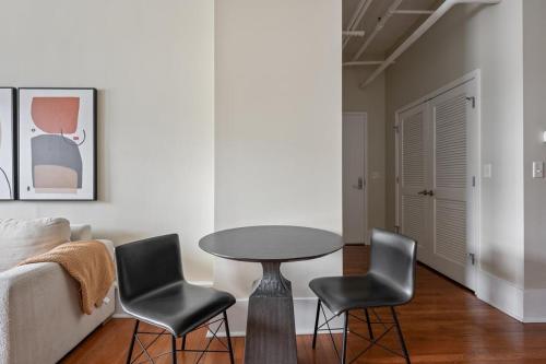 Landing at The Stahlman - 2 Bedrooms in Downtown in Nashville, USA