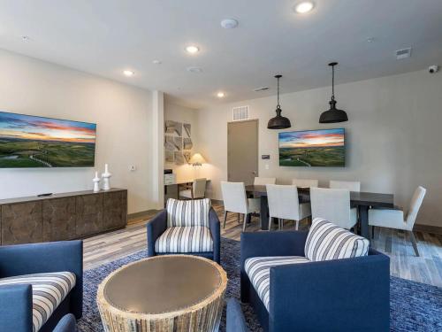 Landing at Avalon at James Island - 2 Bedrooms in Charleston in Charleston, USA