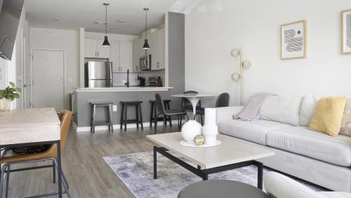 Landing at The Eddy at Riverview - 1 Bedroom in West End in Atlanta, USA