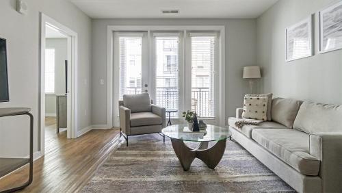 Landing at Foster on the Park - 1 Bedroom in Downtown in Durham, USA