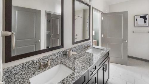 Landing at Simmons Park - 2 Bedrooms in Cainhoy in Charleston, USA