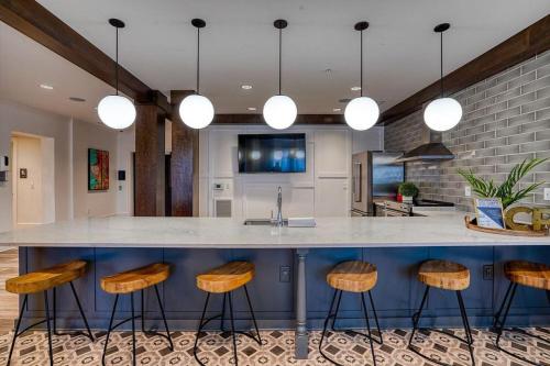 Landing at Parker Point - 1 Bedroom in Cainhoy in Charleston, USA