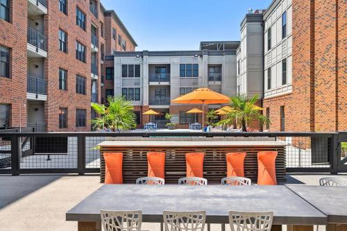Landing at Meeting Street Lofts - 2 Bedrooms in East Central in Charleston, USA