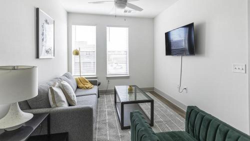 Landing at The Gallery - 2 Bedrooms in Huntsville in Huntsville, USA
