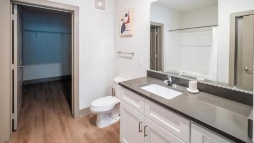 Landing at Avalon at James Island - 1 Bedroom in Charleston in Charleston, USA