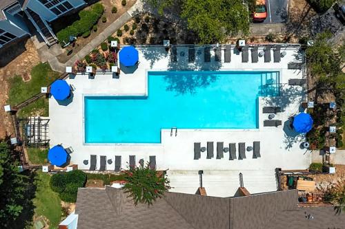 Landing at The Hub at 934 - 2 Bedrooms in Riverdale in Forest Park, USA
