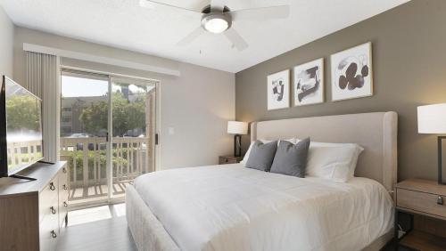 Landing at Vida East - 1 Bedroom in Church Hill in Richmond, USA