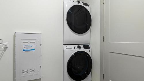 Landing at The Gallery - 2 Bedrooms in Huntsville in Huntsville, USA