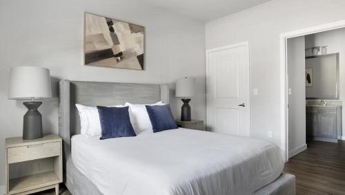 Landing at Clark Ridge Canyon - 1 Bedroom in Dallas in Dallas, USA