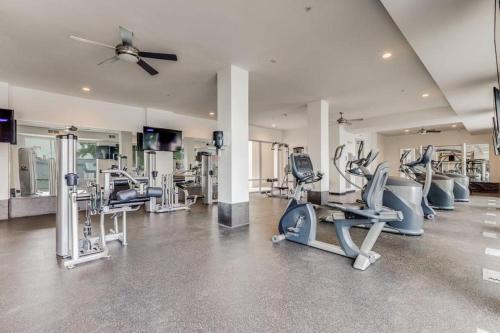 Landing at Lofts on Main - 1 Bedroom in Tobin Hill in San Antonio, USA