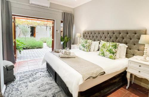 Olive Tree Lodge in พาร์ล