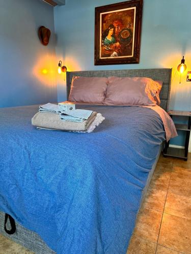 Perfect Private Room in Townhouse, 15 minutes to Manhattan in Steinway, USA