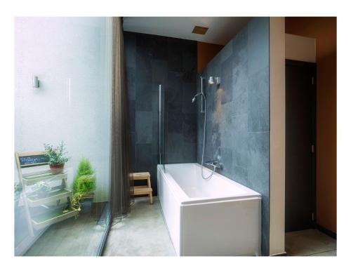 Dineamic - hotel/restaurant Vous lé Vous