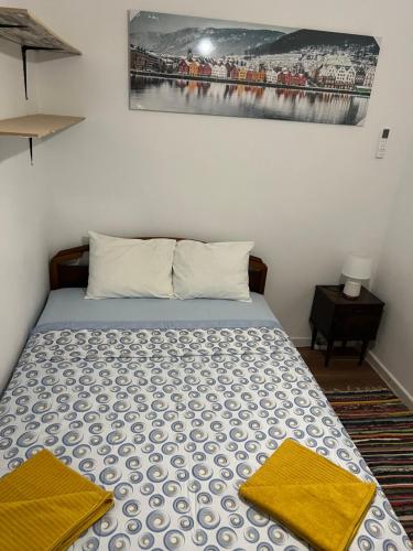 1 double bed