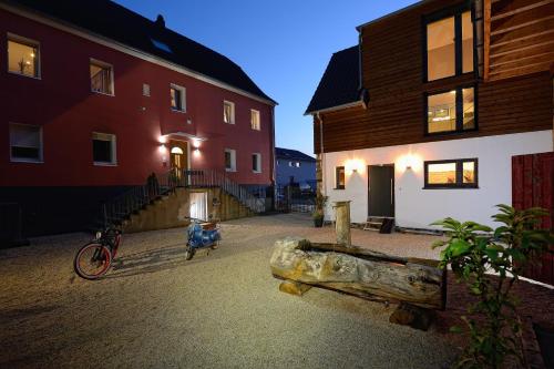 Exterior view, Suite Petite - Ferien und Businessapartment in Bruchkobel