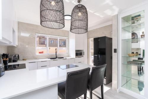 Surfside Haven 3 Bed Townhouse - main image