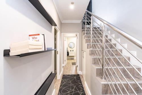 Luxury Secure Big Bay Apartment - image 9