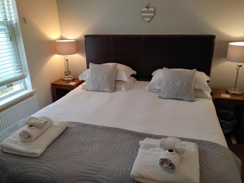 The Bath House Apartments - Free 1st breakfast - FREE parking - image 8