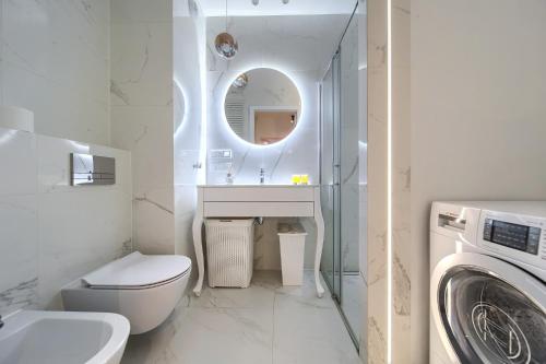 Zyndrama City Centre Deluxe Apartment by BookingHost, Breslau (Foto 8)