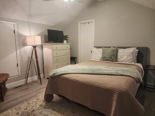 2BR Cozy Condo - Centrally Located - Stairs Required - FREE TICKETS INCLUDED - FC5-7 in Branson, USA