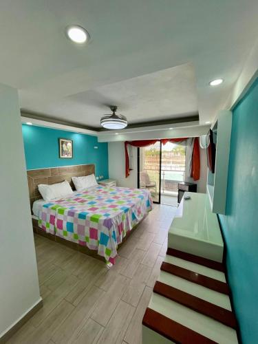 Hotel Restaurant Hamilton in Boca Chica