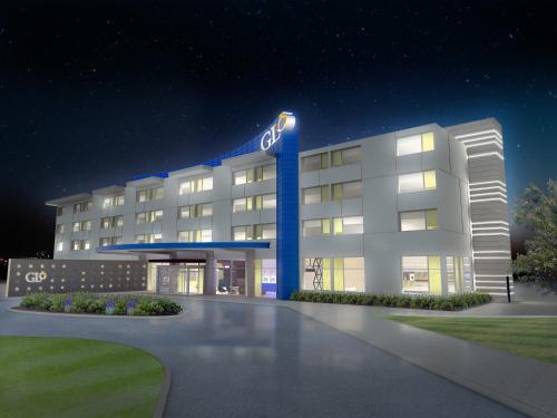 GLo Best Western Bronx NYC - image 6