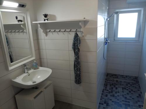 Ferienwohnung Petrine in Risum-Lindholm