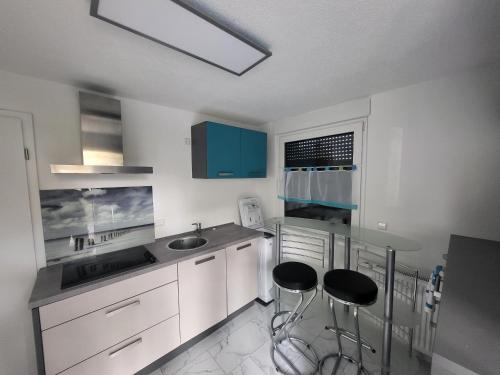 Konyha, Stilvolle 2-Zimmer-Oase in Mühlacker