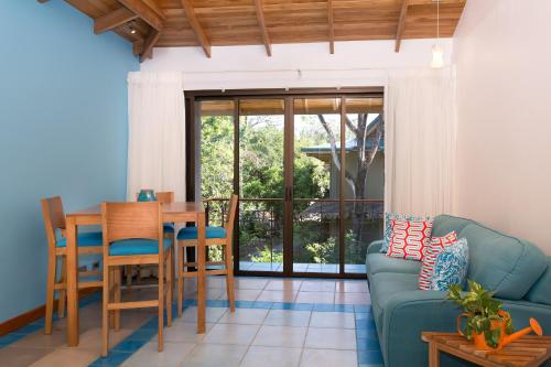 Olas Verdes Hotel