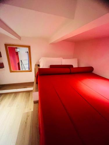 Basic Triple Room image 5