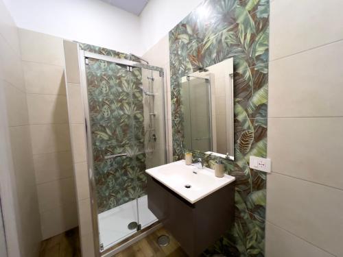 Shower, Aura apartments Napoli in San Giovanni a Teduccio