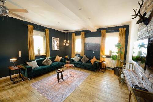 Chalet-Apartmenthaus mit 4 Schlafzimmern! in Bruchkobel