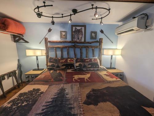 Yellowstone Motel - Adults Only - All rooms have kitchens in West Yellowstone, USA