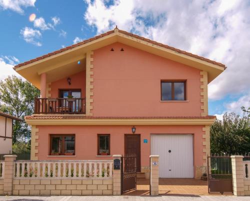 Villa María. gîte à louer Santurde