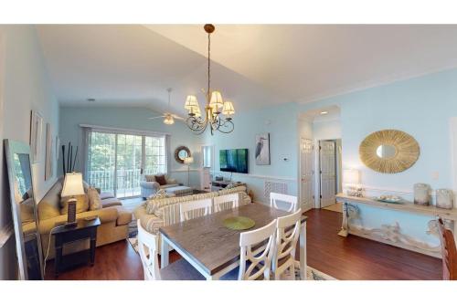 Golfer Hideaway in Prestigious Litchfield