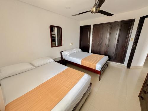 One-Bedroom Apartment image 2