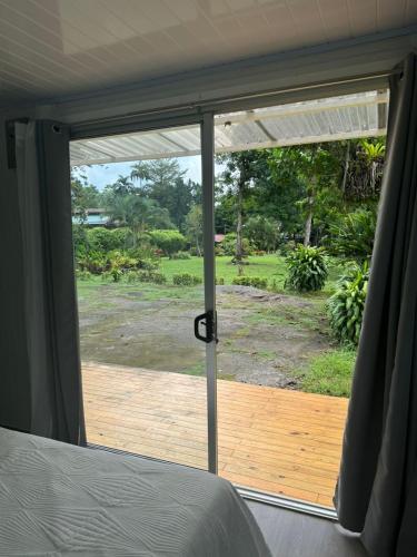 Cautiva Sleep Inn in Guacimo