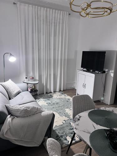 Le Rapp 6, Appartement de Standing 3 chambres, 7 personnes &1 bébé, Cosy et familial ultra équipé Emplacement Idéal proche Gare Centre ville Marchés de Noël Quartier Tribunal Contades, Straßburg (Foto 7)