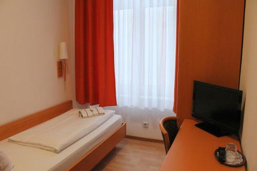 Hotel Weidenhof - image 10