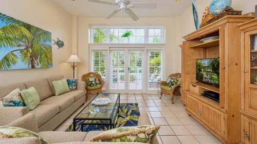 Two-Bedroom Townhouse image 8