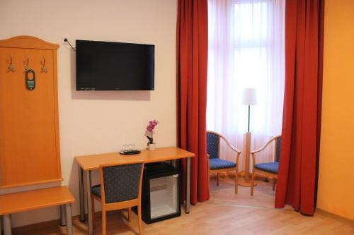 Hotel Weidenhof - main image