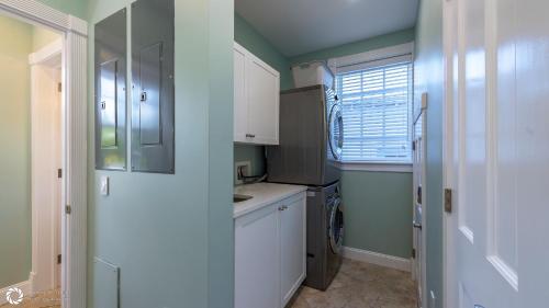 Bahamian Blues by Last Key Realty in Key West, USA