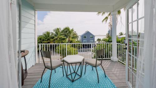 Baypoint Oasis by Last Key Realty in Sugarloaf Shores (FL)