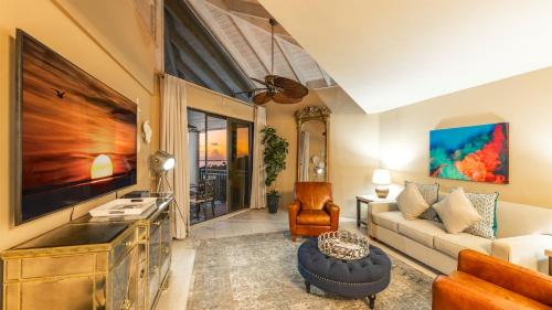 Walking on Sunshine by Last Key Realty