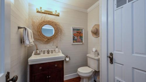 Three-Bedroom Home image 3