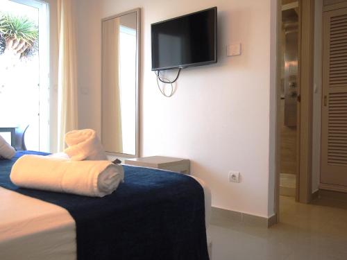 Hotel Roca Bella - image 11