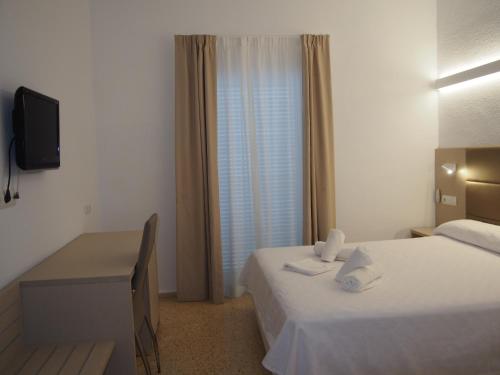 Hotel Roca Bella - main image