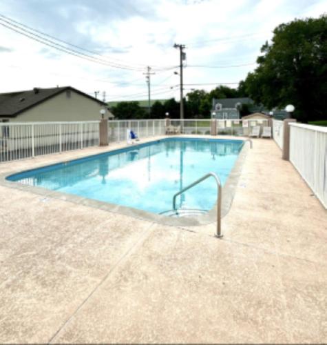 Rodeway Inn Goodlettsville South - main image
