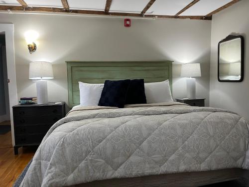 609090418 Abalonia Inn